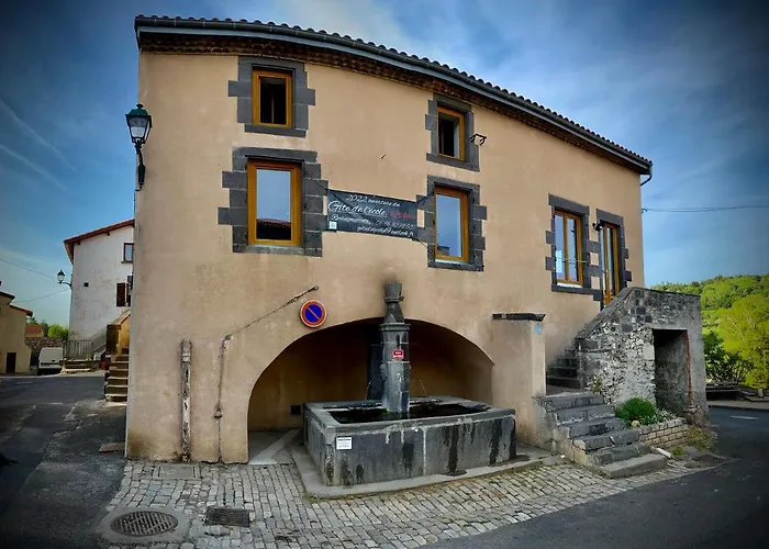 Gite De L\'Ecole